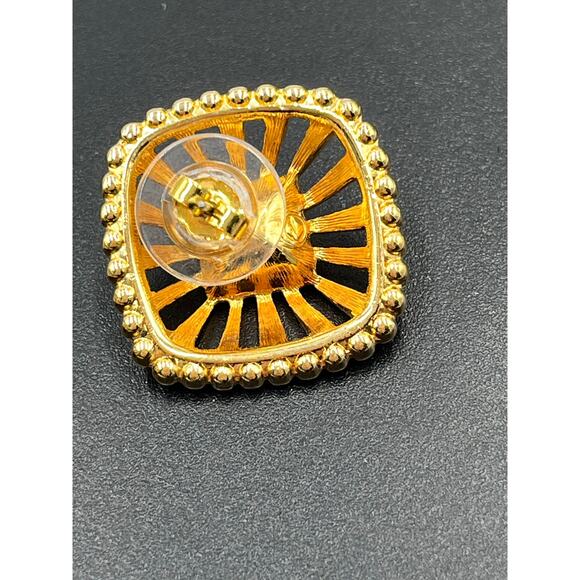 Swarovski Swan Square Red Crystal Gold Tone Rope Design Pierced Earrings - Picture 2 of 9